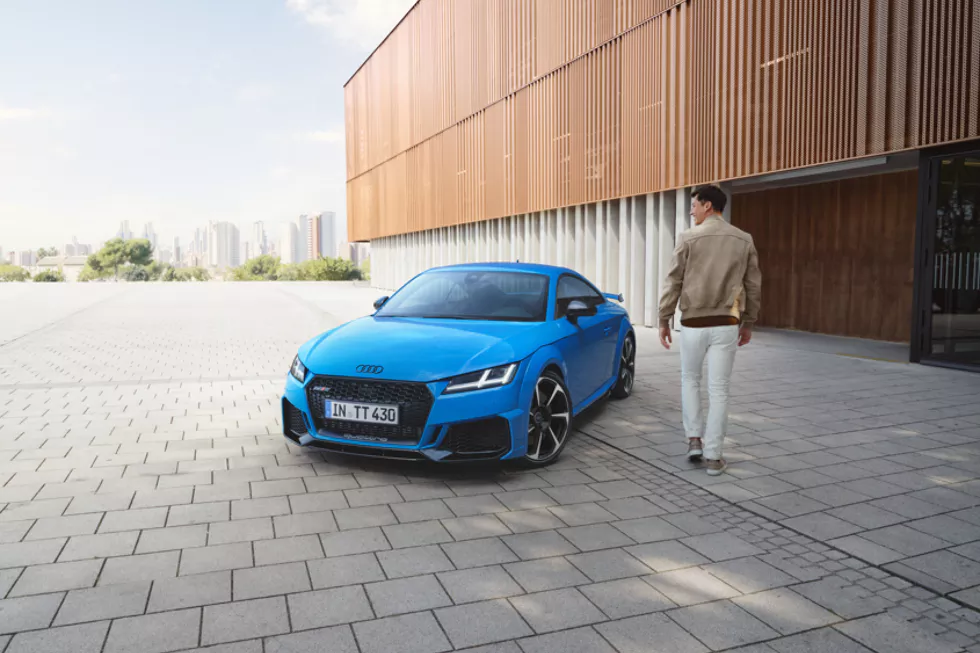 Audi TT RS Coupe (1)